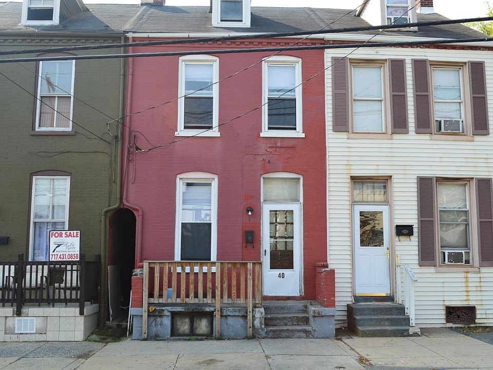 2nd image of 40 W Liberty St