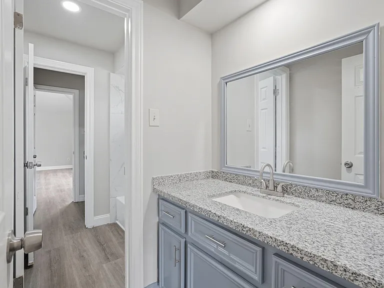 7611 Naremore Dr — Photo 35