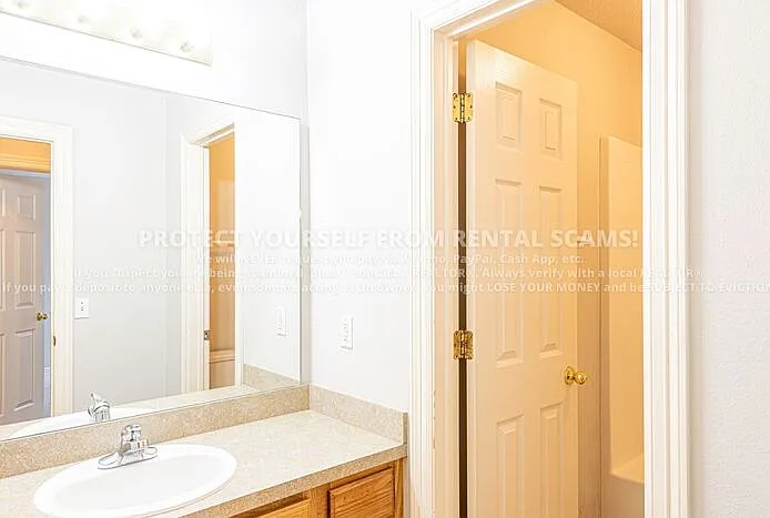 245 Ravenwood Rd #A — Photo 11