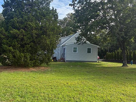 5th image of 893 Fries Mill Rd