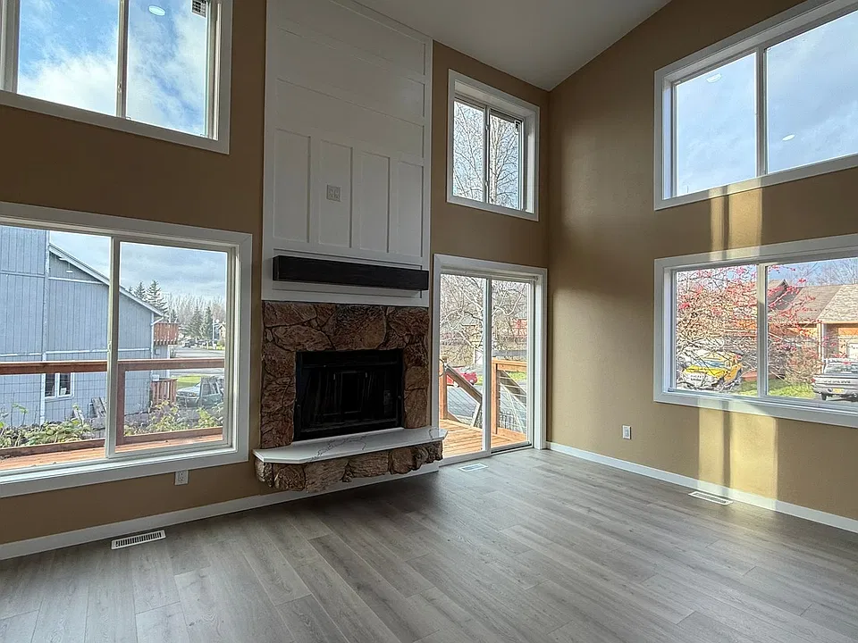 7025 Cape Lisburne Loop