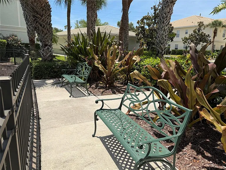 600 Gardens Edge Dr #633 — Photo 44