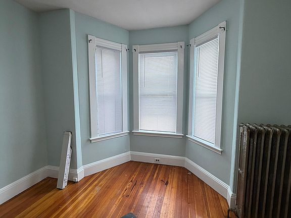 2nd image of 420 Hyde Park Ave Floor 2