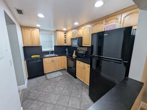 740 E Ocean Ave APT 205, Boynton Beach, FL 33435