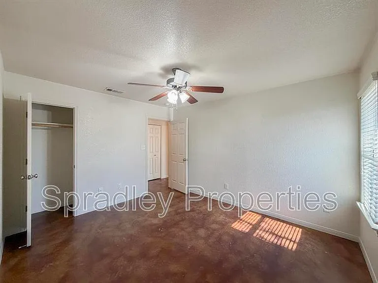 112B Andy Ln — Photo 10