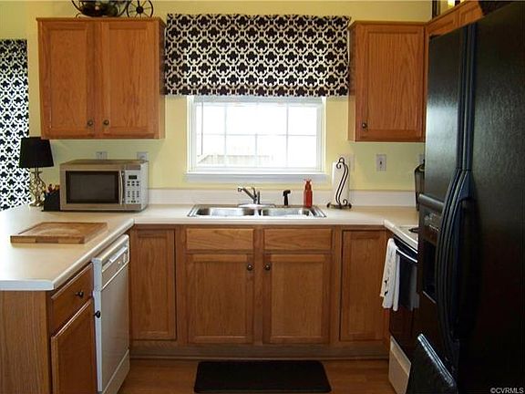 3rd image of 2421 Valleymeade Pl #2421