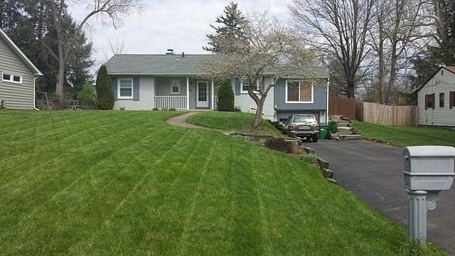 1st image of 974 Crosley Dr