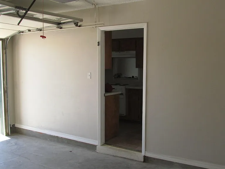 2933 Wedgewood Dr — Photo 21