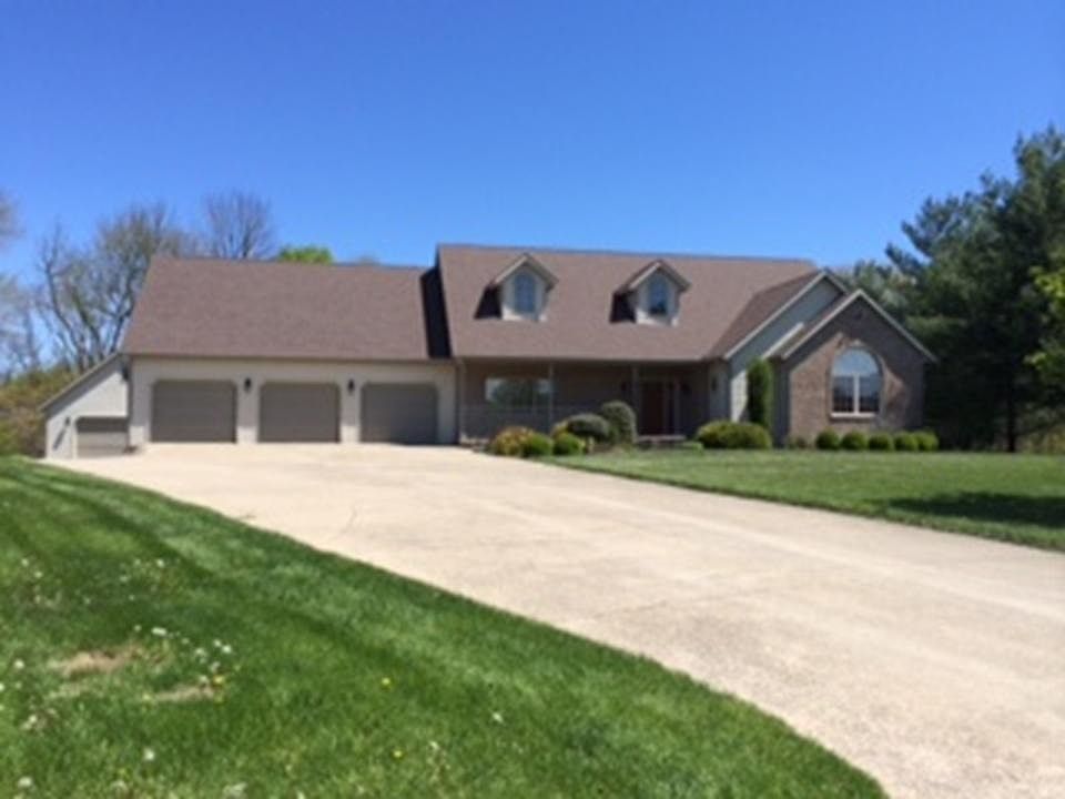 1st image of 3739 E Newport Ct