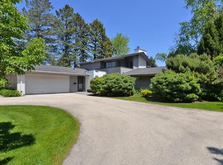 3419 Chatham St, Racine, WI 53402