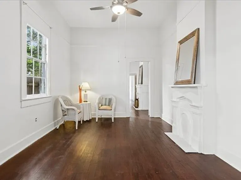 814 Gallier St — Photo 5
