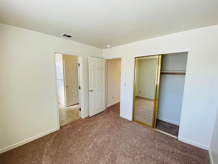8868 Chadbury Pl — Photo 16