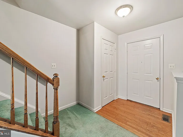 570 Highland Towne Ln — Photo 29