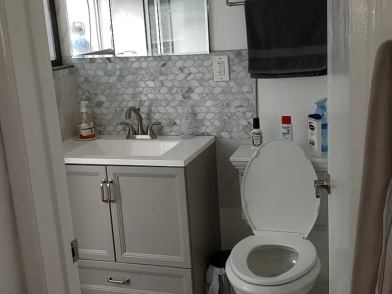 3100 Norwich Ave — Photo 11