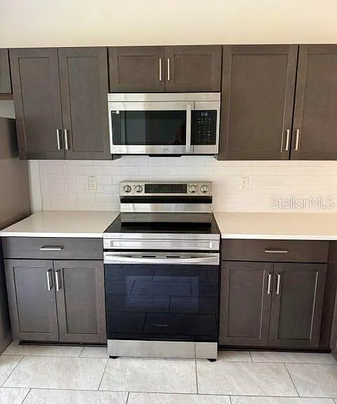 11 Union Ct — Photo 5