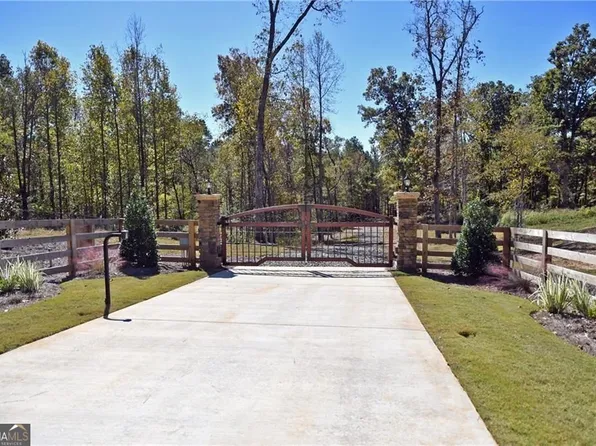 352 Mulberry Rd, Winder, GA 30680