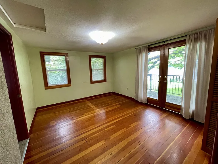 1627 Pearl St #E — Photo 4