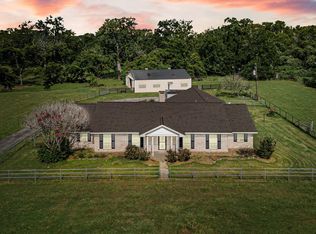 613 Baker Rd, Rosenberg, TX 77471