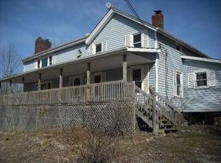 1517 Harris Rd, Sheffield Village, OH 44054