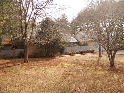 1st image of 115 Lake Ln