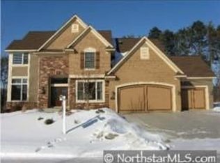 600 Lakeridge Dr, Shoreview, MN 55126