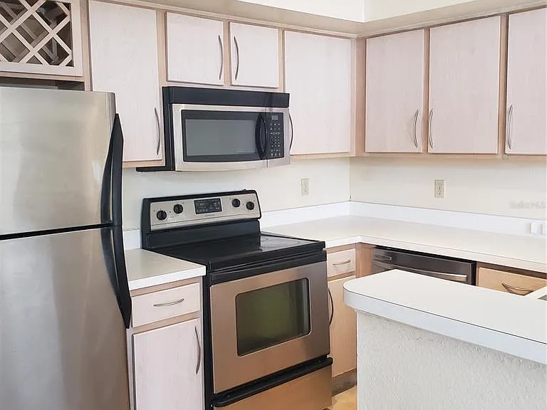 7280 Westpointe Blvd #831 — Photo 3