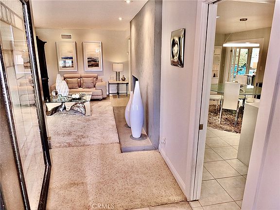 3rd image of 250 Bucknell Rd