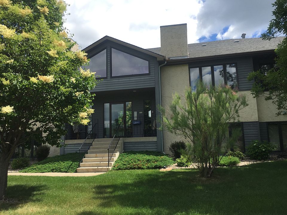 Edinburough condominium