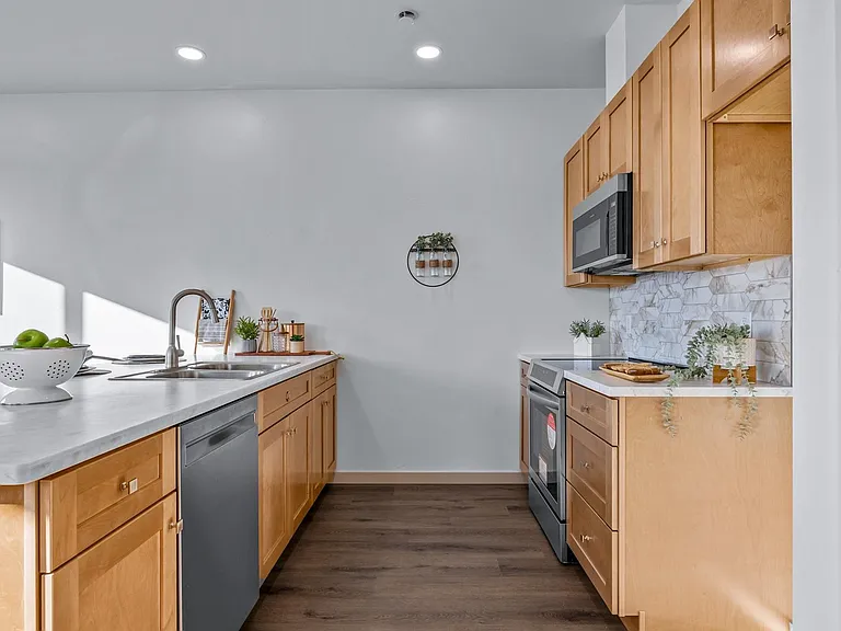 2772 Caspian Way #C — Photo 3