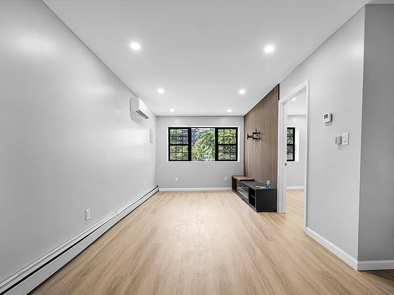 1425 Prospect Pl #2 — Photo 4