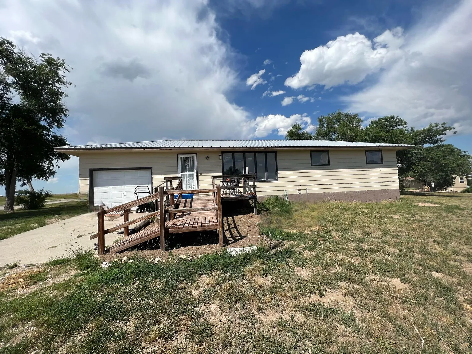 4 bed, 1152 sqft, $1,650 — Photo 1