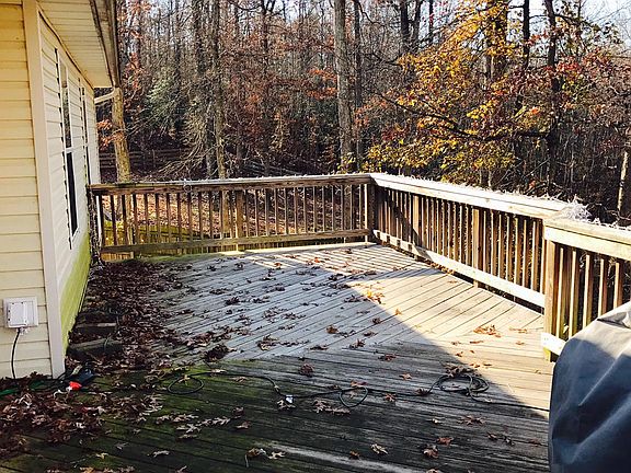 5th image of 8807 Jenny Ln