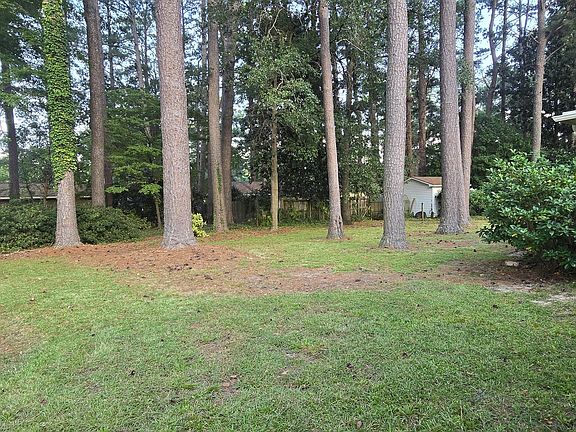 2nd image of 209 Belvedere Drive