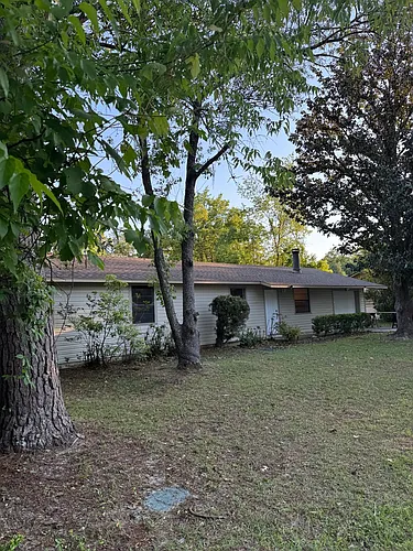 5127 NW 26th Pl Photo 1