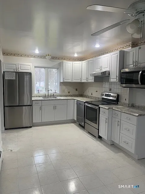 2 bed, 1.0 bath, 984 sqft, $2,550 — Photo 4