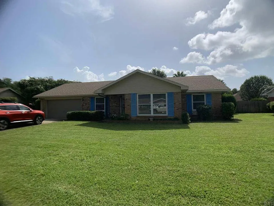 5072 Shoshone Dr