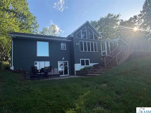 22271 Lakewood Dr, Madison Lake, MN 56063