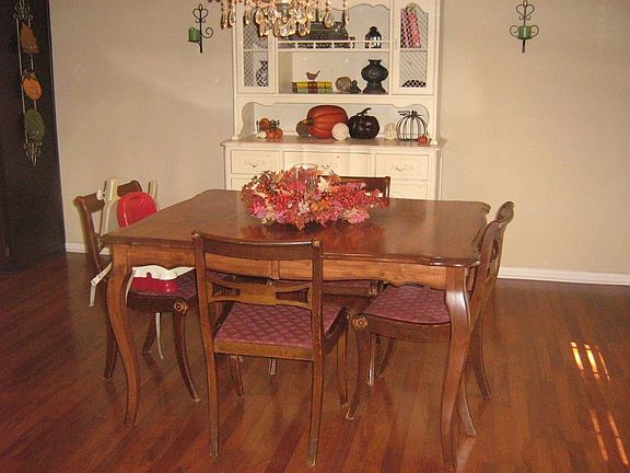 3rd image of 68 Woodland Trl