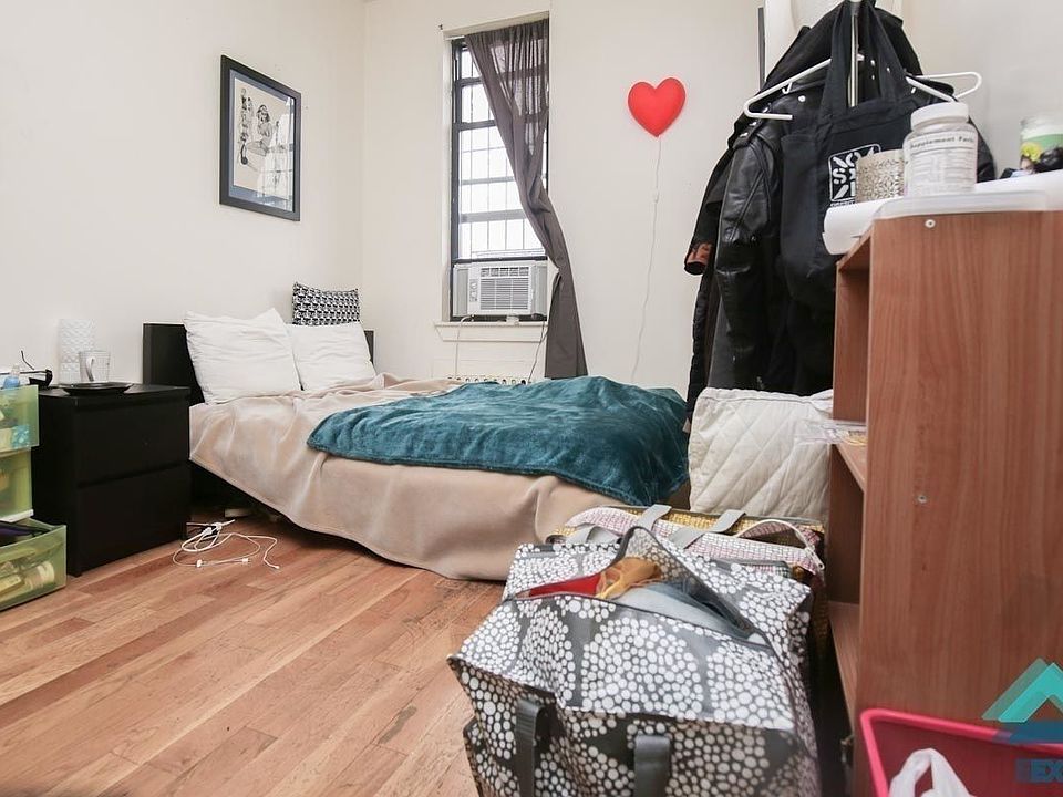 1st image of 192 Jefferson St #L2
