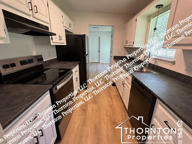 5996 Cherrywood Dr — Photo 2