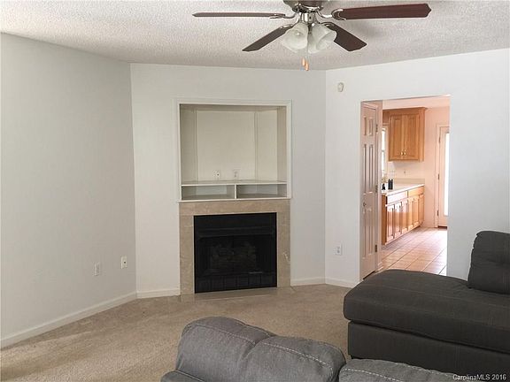 5th image of 110 Teaberry Ct #16