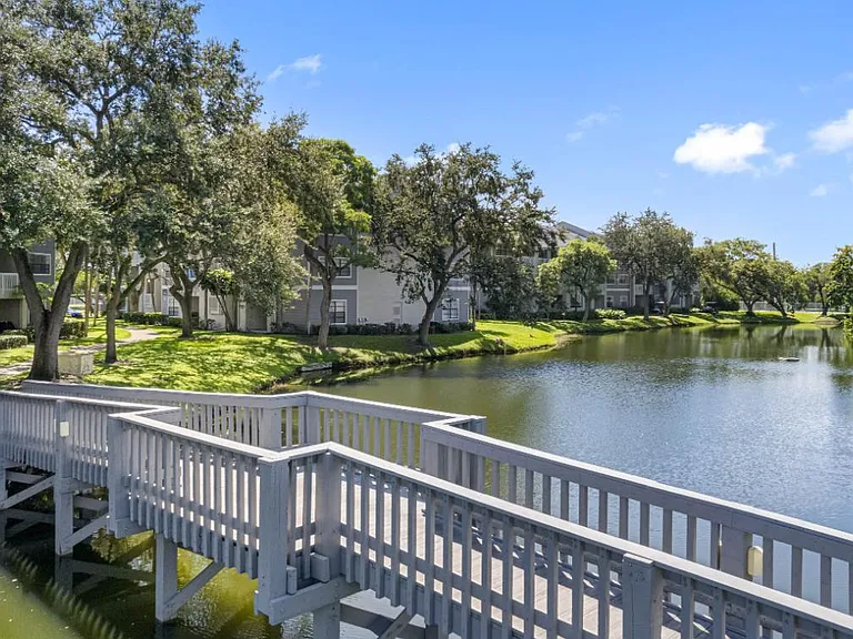 The Lauderdale at Hampton Pines — Photo 12