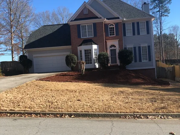 222 Waterford Cove Dr, Suwanee, GA 30024