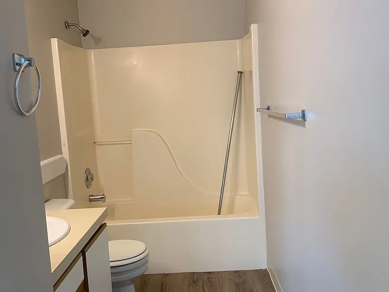 6733 W Overland Rd — Photo 7
