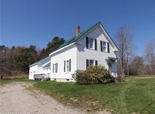 82 Mount Ephraim Rd, Searsport, ME 04974