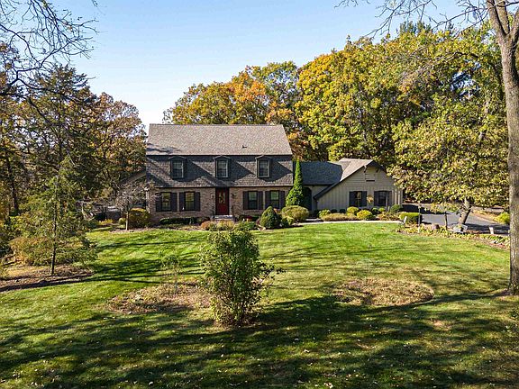5th image of 3657 W Forest Ln