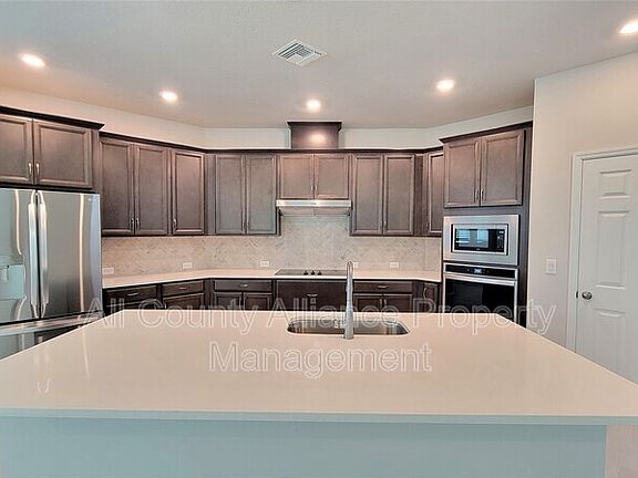 2nd image of 28575 Cozy Creek Dr