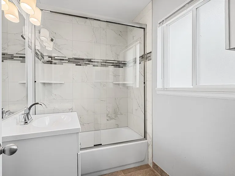 1393 S Grant St — Photo 18