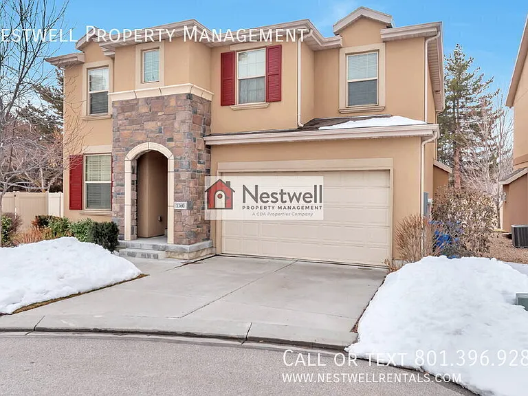 1360 E Foxmont Ln — Photo 3