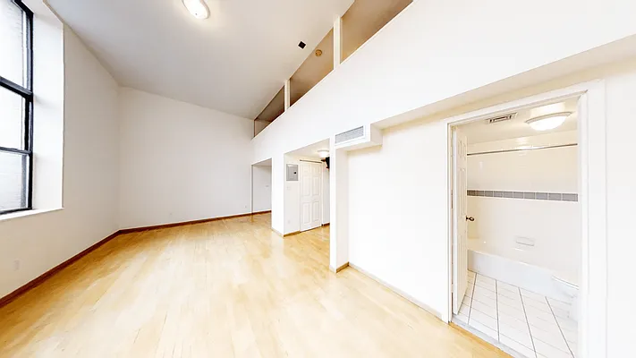 Rented by Modern Spaces | media 2